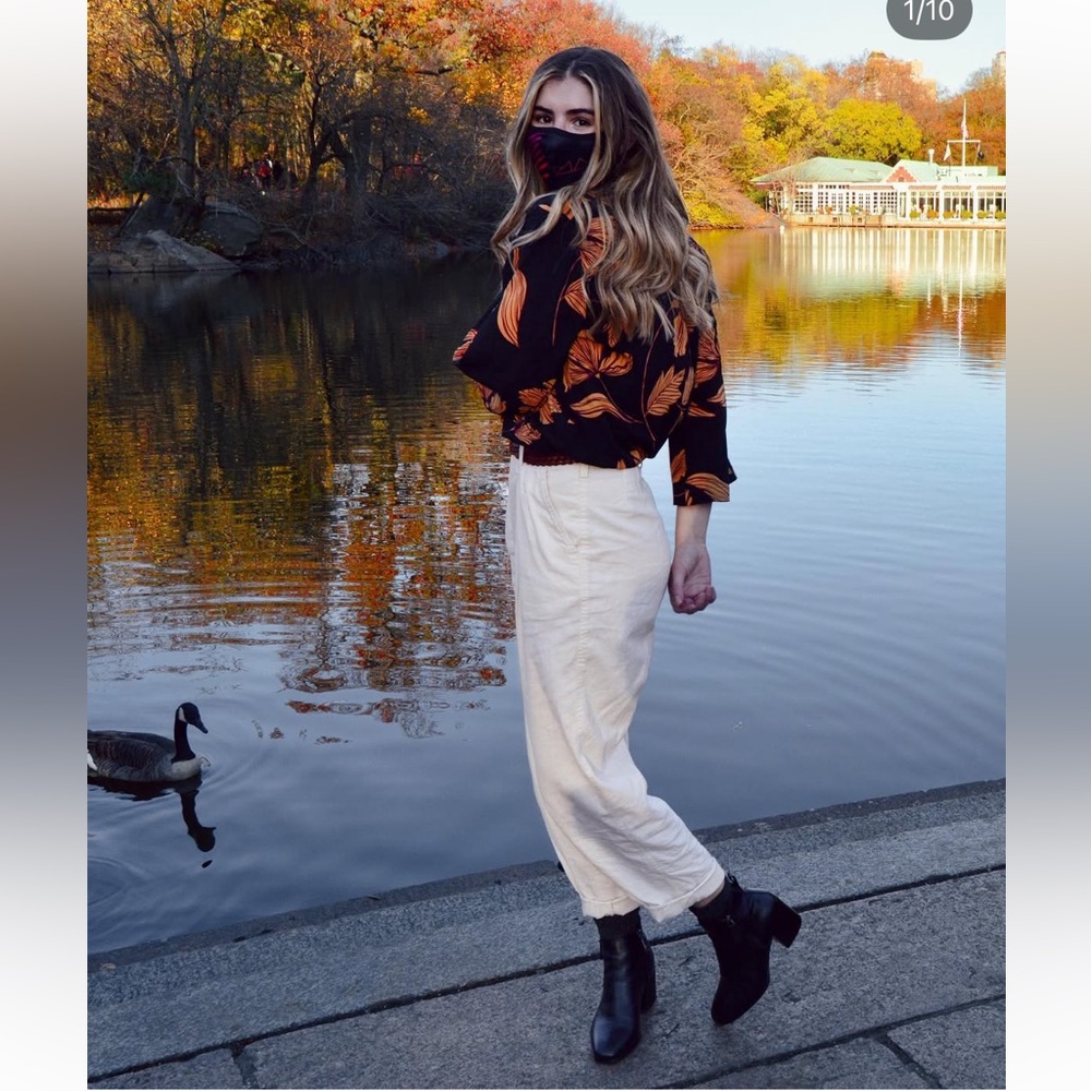 Black and Gold Leaf Print Kimono S/M
